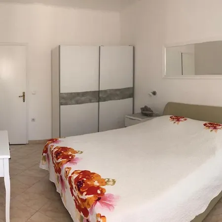 Ljube * Makarska