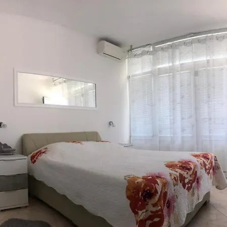 Ljube Apartmán Makarská